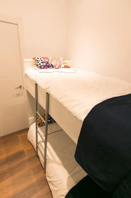 En El Corazon De Madrid, Museos Apartment ภายนอก รูปภาพ