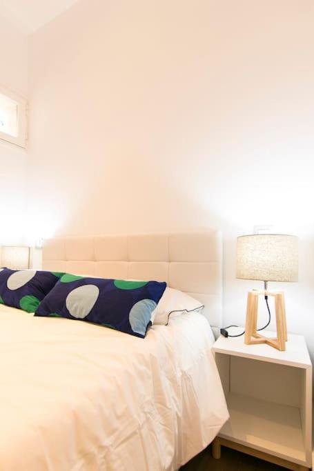 En El Corazon De Madrid, Museos Apartment ภายนอก รูปภาพ